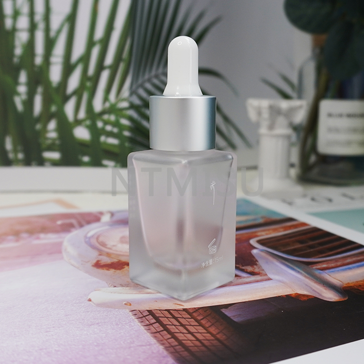 مجموعات زجاجات قطارة فضية لامعة مقاس 15 مل مربعة شفافة من الزجاج المصنفر غير اللامع 