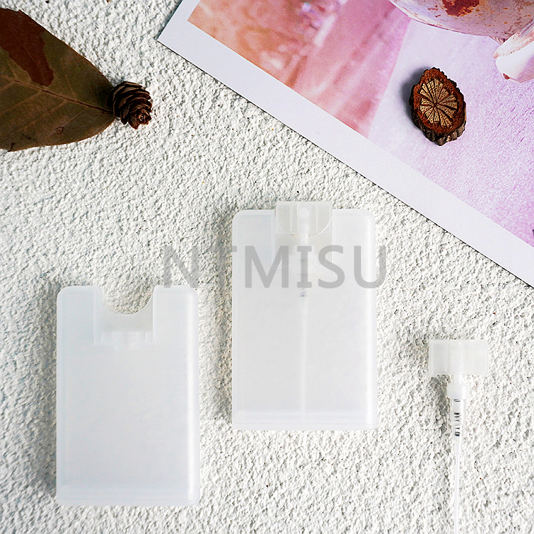 رذاذ عطر جيب بطاقة الائتمان