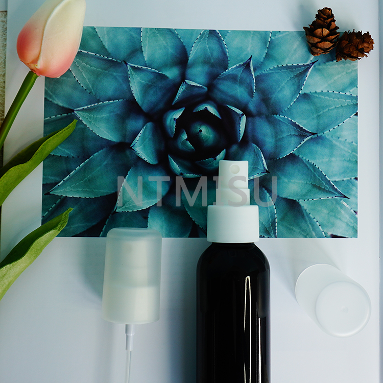 24 410 بخاخ رذاذ ناعم أبيض نقي مع غطاء طبيعي للعطر