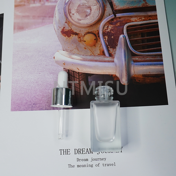 مجموعات زجاجات قطارة برأس سيليكون فضية لامعة مربعة 15 مل من الزجاج البلوري