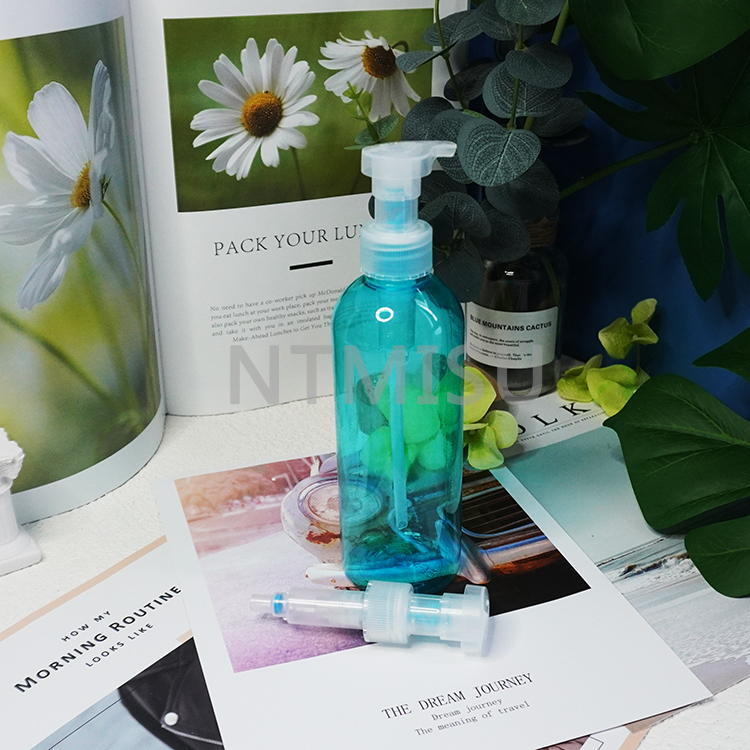  28 410 مضخة لوشن موزع الصابون مع زنبرك خارجي أزرق للصابون السائل