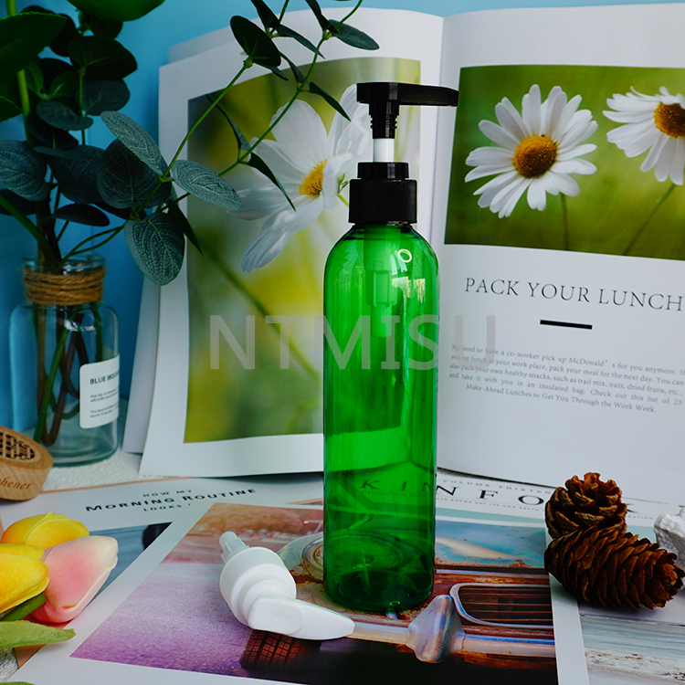 24 410 مضخة لوشن موزع شامبو أسود بفوهة مستقيمة