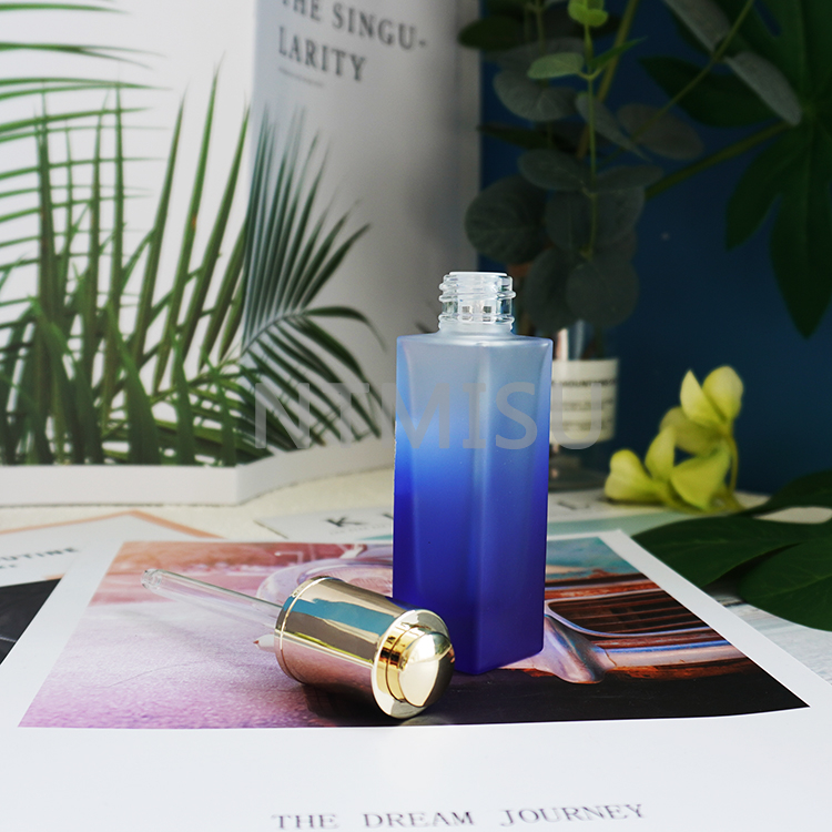 زجاجة زجاجية زرقاء متدرجة شفافة ممتازة سعة 1 أونصة 30 مل مع قطارة زيت للزيوت العطرية