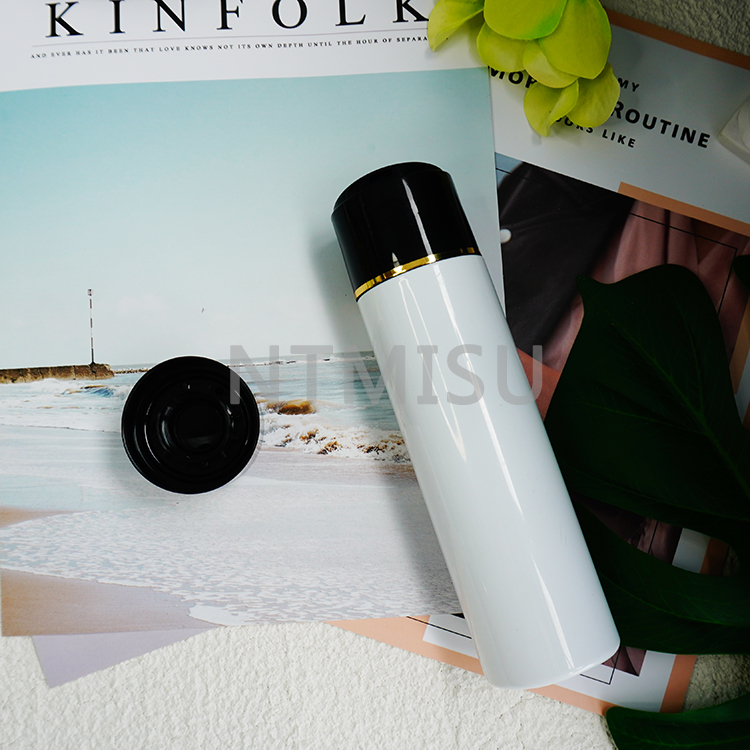 غطاء علوي أسود مزدوج Dsic عالي الجودة مقاس 24 مم مع خيط ذهبي