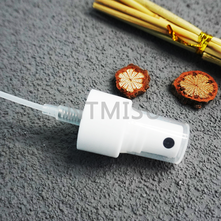 مضخة رش رذاذ أبيض ناعم 24 410 من المصنع مباشرة مع فوهة سوداء