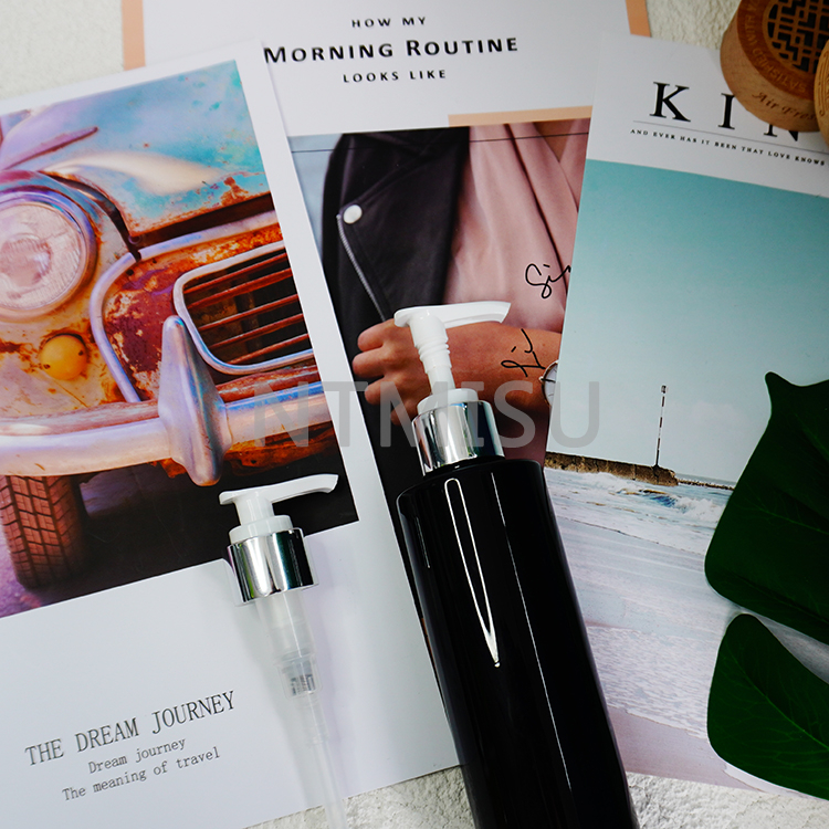 الجملة الأبيض تبسيط مضخة محلول صعودا وهبوطا مع إغلاق فضية لامعة