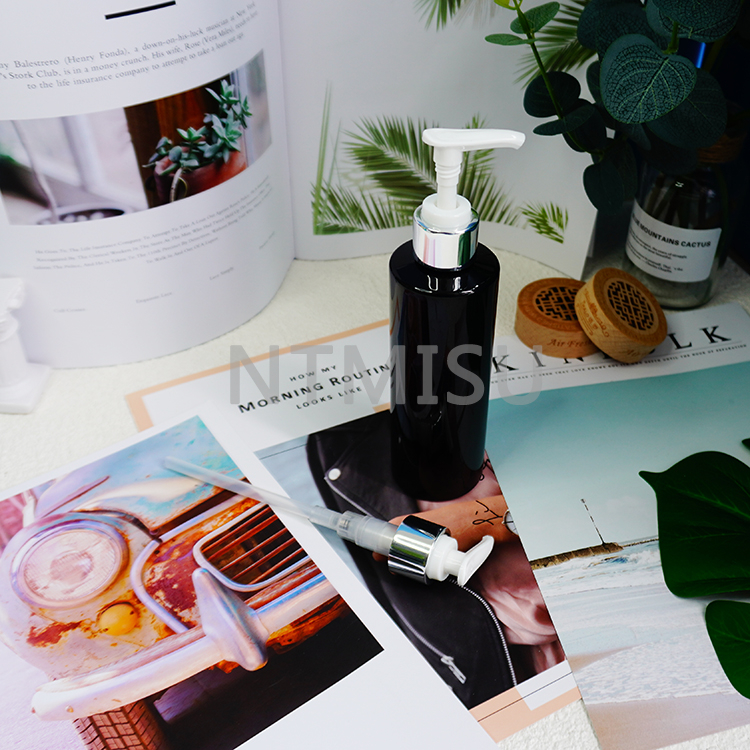 الجملة الأبيض تبسيط مضخة محلول صعودا وهبوطا مع إغلاق فضية لامعة