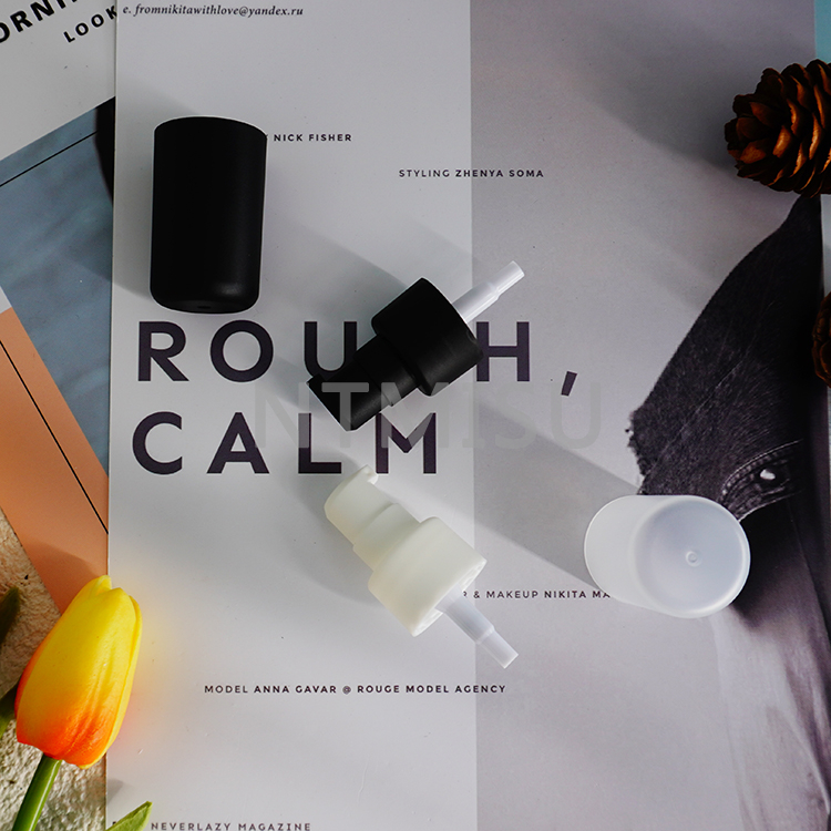 لون مخصص 24 400 مضخة كريم بلوري أبيض نقي مع غطاء علوي للزيوت العطرية